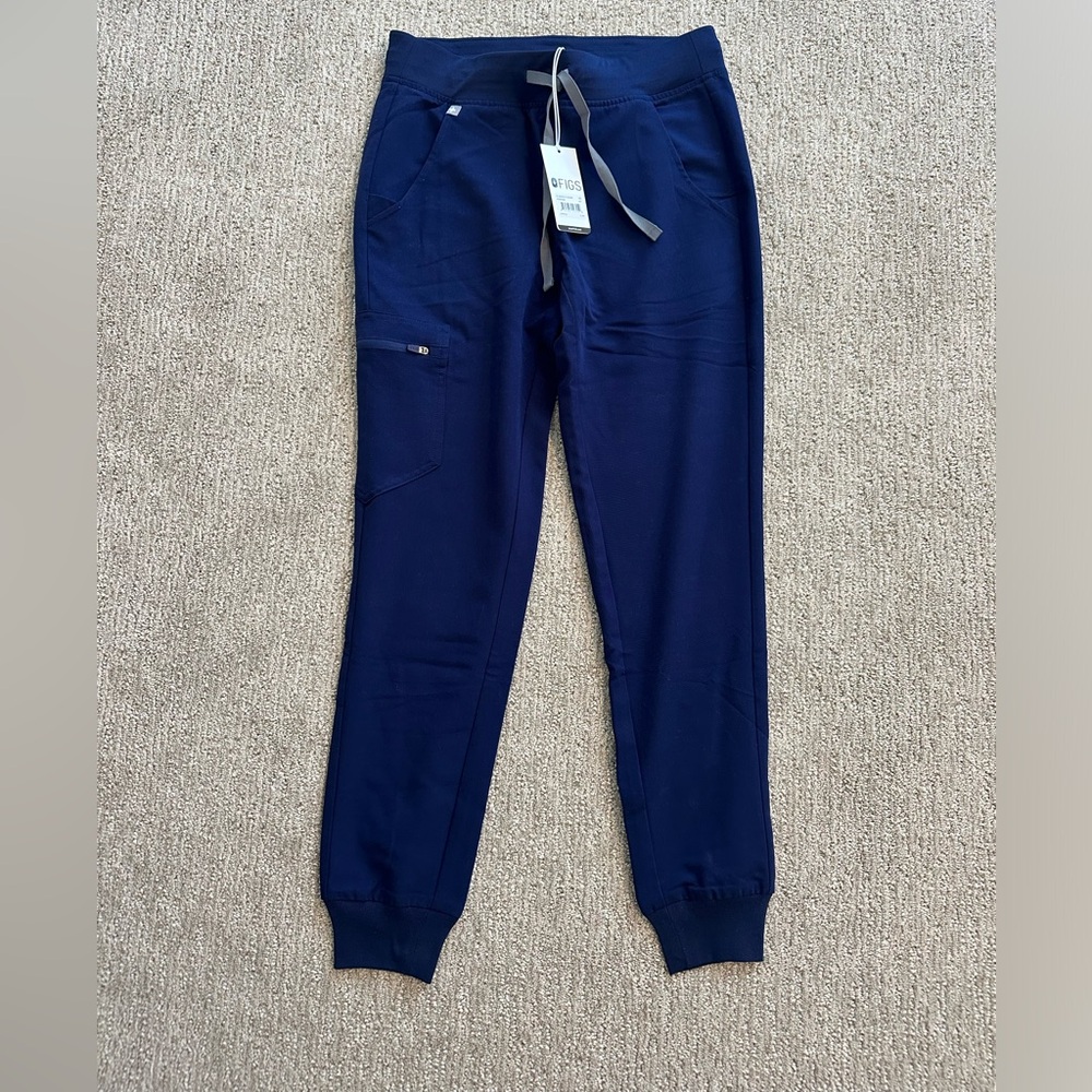 Figs Zamora Jogger, navy scrub pants, NWT XS